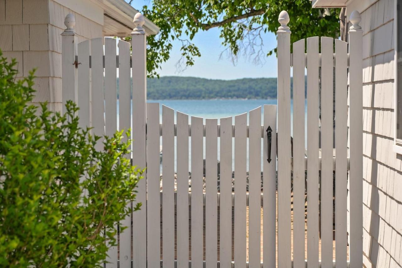 Cloud Nine On Crystal Lake Beulah Exterior photo