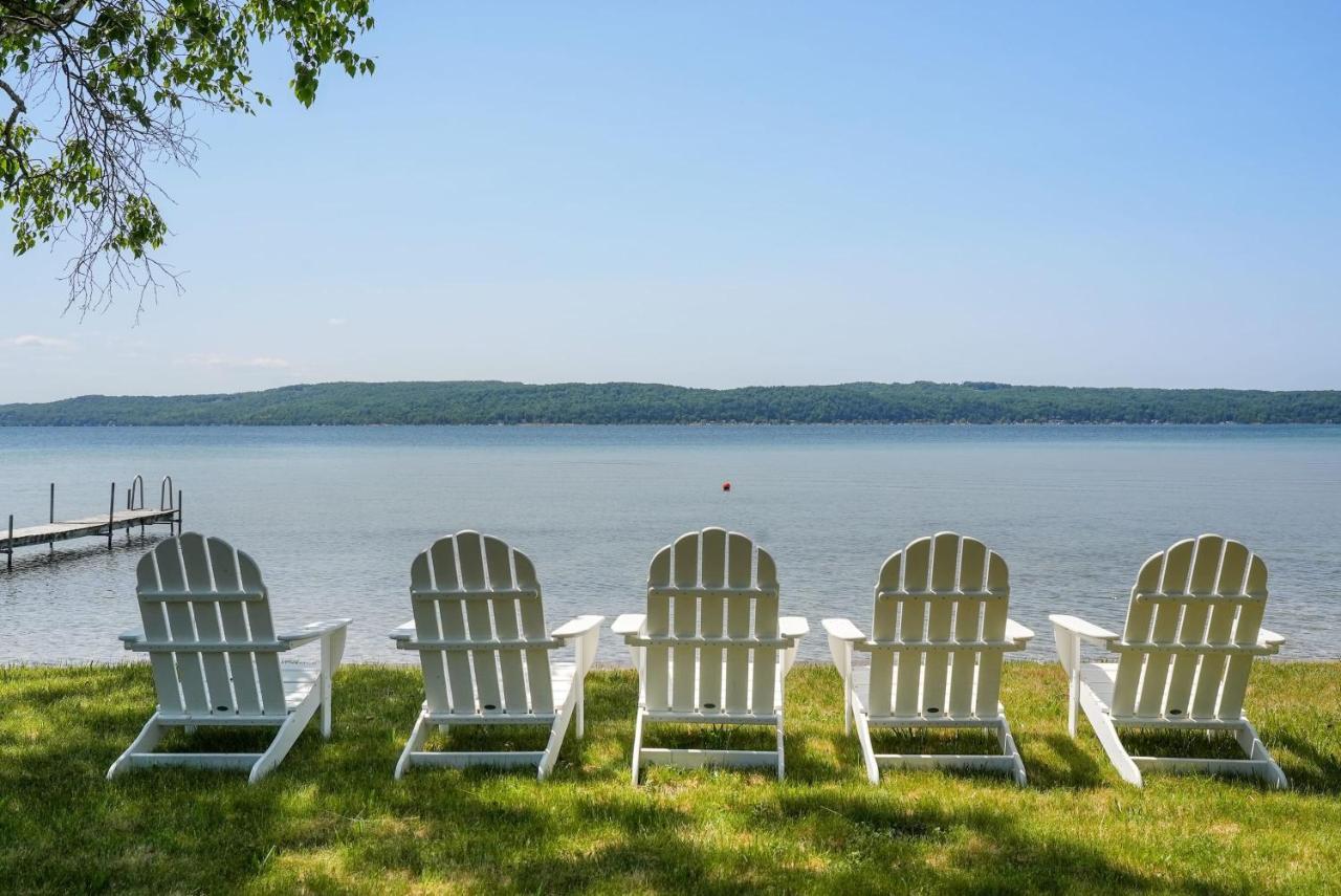 Cloud Nine On Crystal Lake Beulah Exterior photo