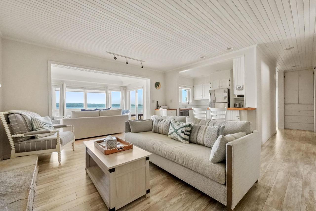 Cloud Nine On Crystal Lake Beulah Exterior photo