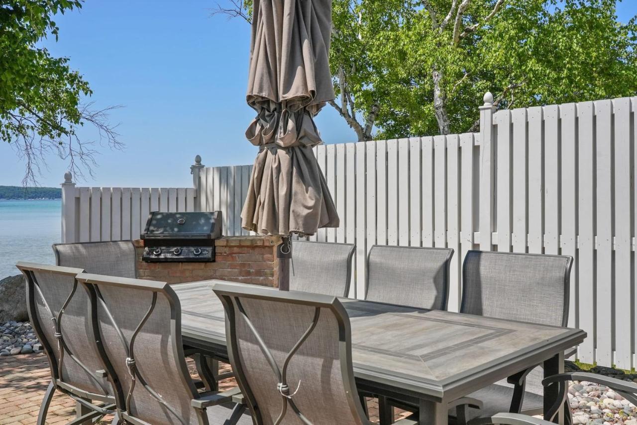 Cloud Nine On Crystal Lake Beulah Exterior photo