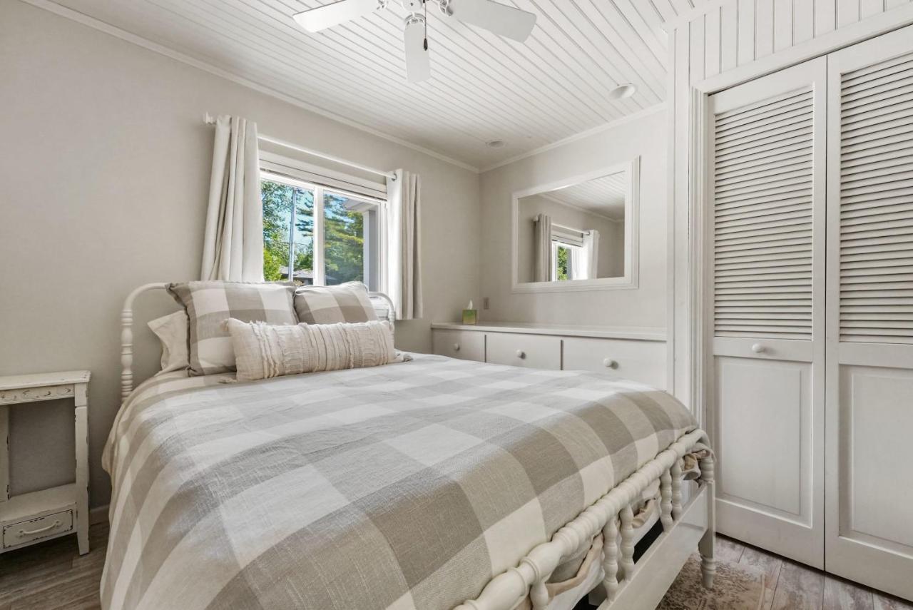 Cloud Nine On Crystal Lake Beulah Exterior photo